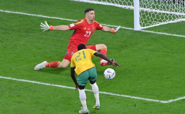 爱游戏体育-【人物】从枪手替补到国家队门神 大马丁拯救阿根廷